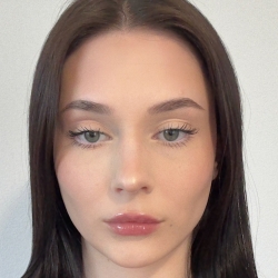 Фотография репетитора Никитаева Виктория Александровна