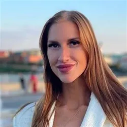 Фотография репетитора Коновалова Юлия Вадимовна