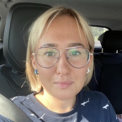 Фотография репетитора Сапронова Ирина Игоревна