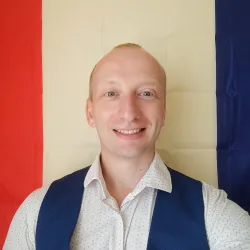 Фотография репетитора Извеков Владимир Витальевич