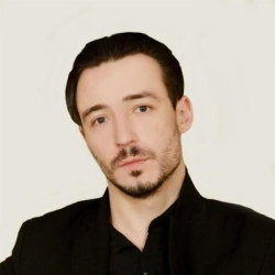 Фотография репетитора Столяров Артем Дмитриевич