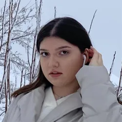 Фотография репетитора Минасян Карина Самвеловна