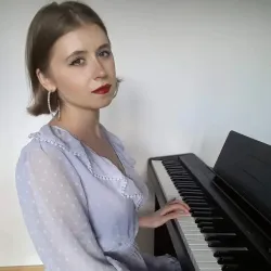 Фотография репетитора Коновал Милана Викторовна