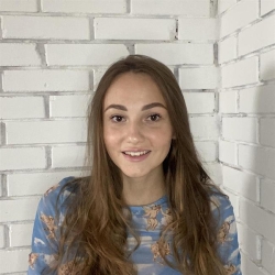 Фотография репетитора Колесникова Полина Андреевна