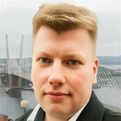 Фотография репетитора Шипилов Денис Николаевич