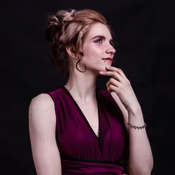 Фотография репетитора Нечаева Диана Владимировна