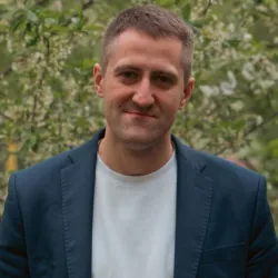 Фотография репетитора Шаповалов Олег Алексеевич