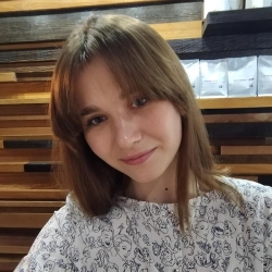 Фотография репетитора Дороганова Ангелина Евгеньевна