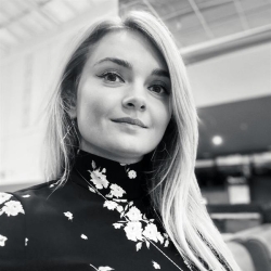 Фотография репетитора Ефремова Марианна Игоревна