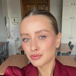 Фотография репетитора Краснова Алина Андреевна