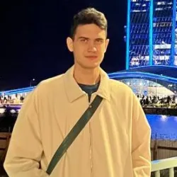 Фотография репетитора Неверов Максим Николаевич