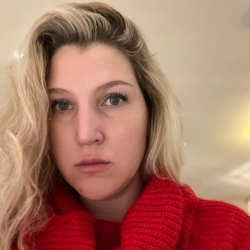 Фотография репетитора Шарапова Елена Владимировна