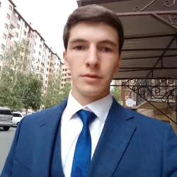 Фотография репетитора Гадабощев Давид Амирханович