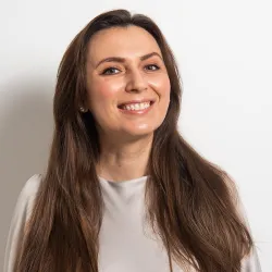 Фотография репетитора Базлова Любовь Сергеевна