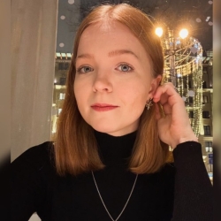 Фотография репетитора Артамонова Виктория Максимовна