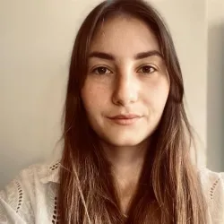 Фотография репетитора Иричева Олеся Альбертовна