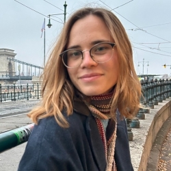 Фотография репетитора Постоева Валерия Евгеньевна