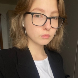 Фотография репетитора Лебедева Олеся Викторовна