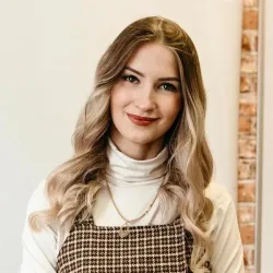 Фотография репетитора Чельдиева Карина Юрьевна