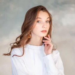 Фотография репетитора Лошкова Полина Витальевна