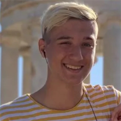 Фотография репетитора Чубарков Артем Арсенович