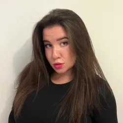 Фотография репетитора Бондаренко Яна 