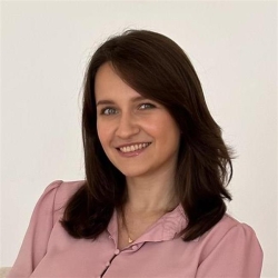 Фотография репетитора Тихонова Анастасия Яновна