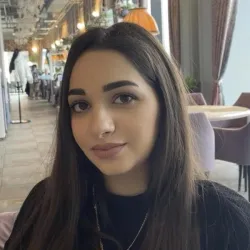 Фотография репетитора Думоян Виолетта Степановна