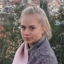 Фотография репетитора Гусарова Арина Андреевна