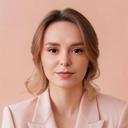 Фотография репетитора Гутова Ксения Андреевна