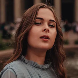 Фотография репетитора Гуляева Любовь Андреевна