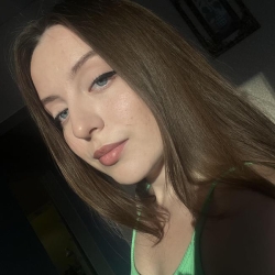 Фотография репетитора Давыдова Ангелина Валерьевна