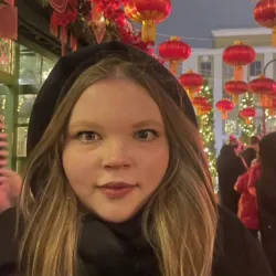 Фотография репетитора Шельдешова Арина Александровна