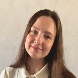 Фотография репетитора Рязанова Полина Александровна