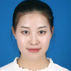 Фотография репетитора Чжоу Юэ 