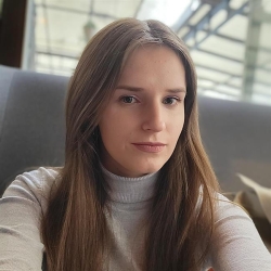 Фотография репетитора Полякова Алина Александровна