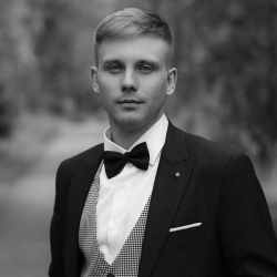 Фотография репетитора Угренинов Илья Алексеевич