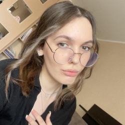 Фотография репетитора Баштовая Ангелина Евгеньевна