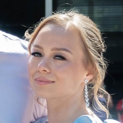 Фотография репетитора Хусаинова Регина Рамисовна