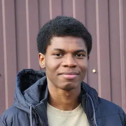 Фотография репетитора Эбиджоморе Ньютон Ириола