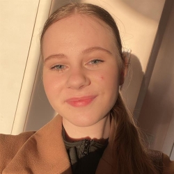 Фотография репетитора Захарченко Александра Сергеевна