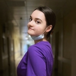 Фотография репетитора Железняк Аделина Алексеевна