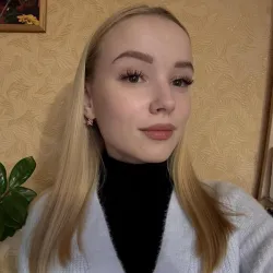 Фотография репетитора Слюсаренко Полина Андреевна