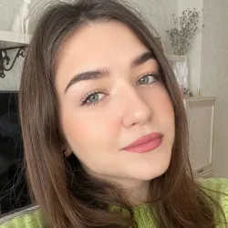 Фотография репетитора Тарасова Дарья Сергеевна