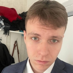 Фотография репетитора Великанов Артем Алексеевич