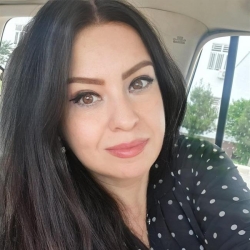 Фотография репетитора Мирзоян Карина Борисовна