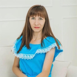 Фотография репетитора Моисеева Юлия Юрьевна