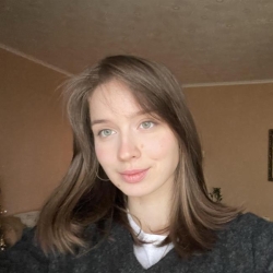 Фотография репетитора Олейникова Юлия Витальевна