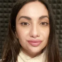 Фотография репетитора Лазарова Анна Арсеновна