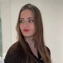 Фотография репетитора Кудрявцева Арина Сергеевна